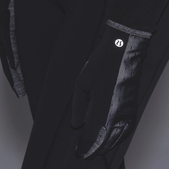 ISO Frosty Run Gloves *Right Hand XS/S in reflective mesh dot - Picture 1 of 1